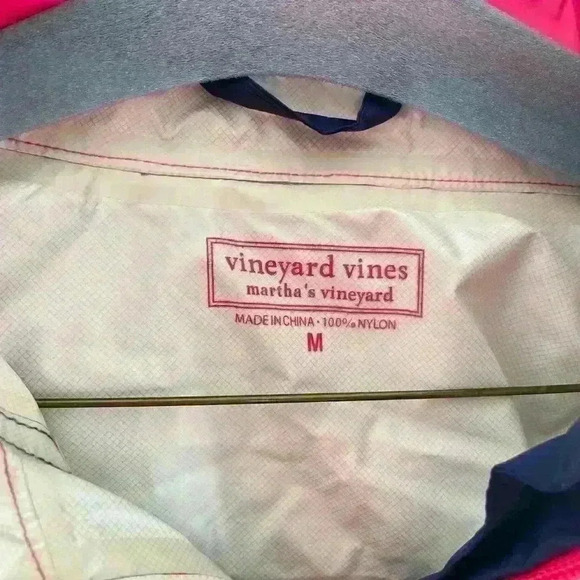 Vineyard Vines Windbreaker Pullover Size Medium - Picture 2 of 9